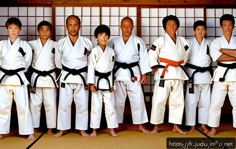 유도 벨트 단계별 설명 - A group of diverse judo practitioners training in a traditional dojo setting, wearing colorful judog...